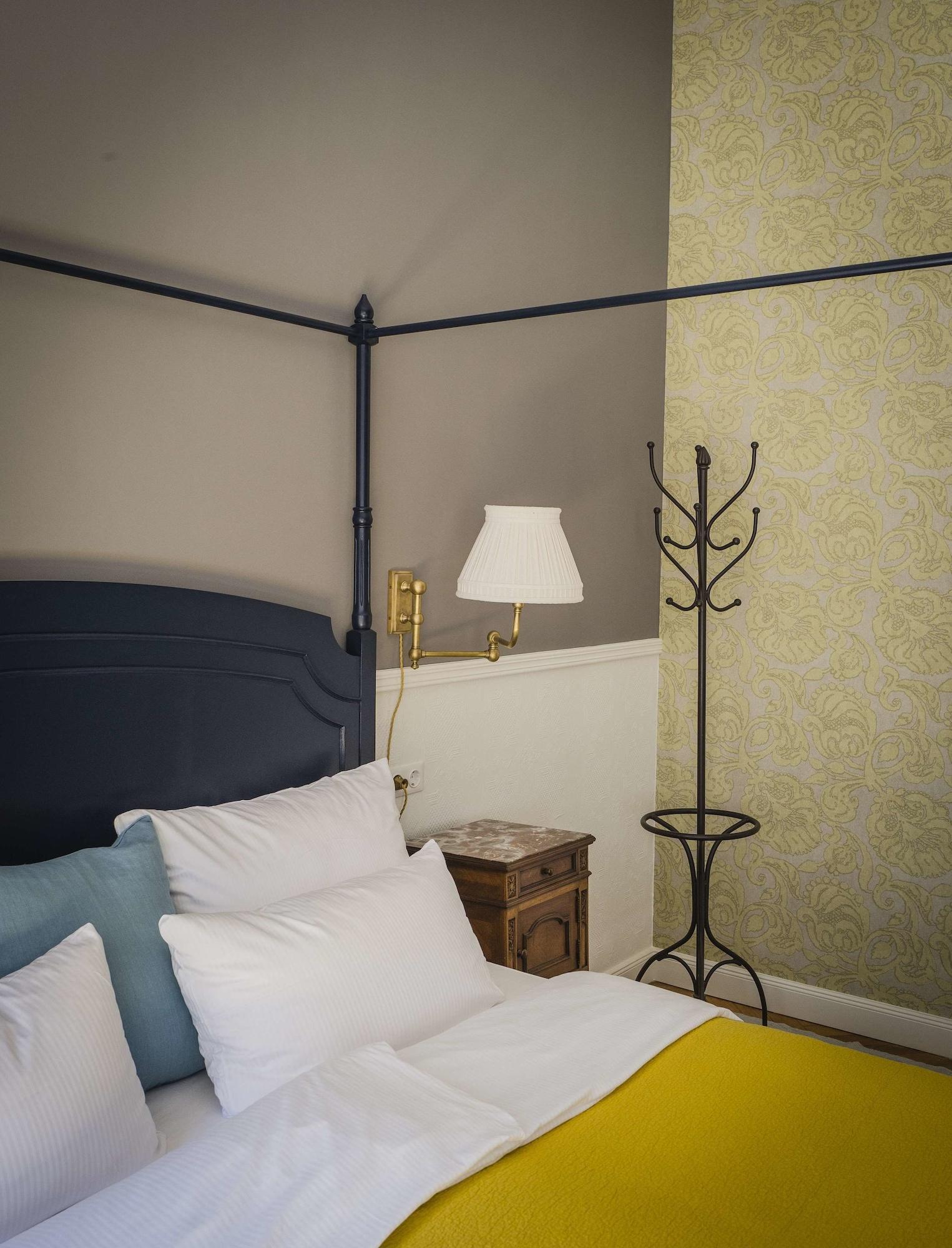 Hotel Henri Kurfürstendamm 4*