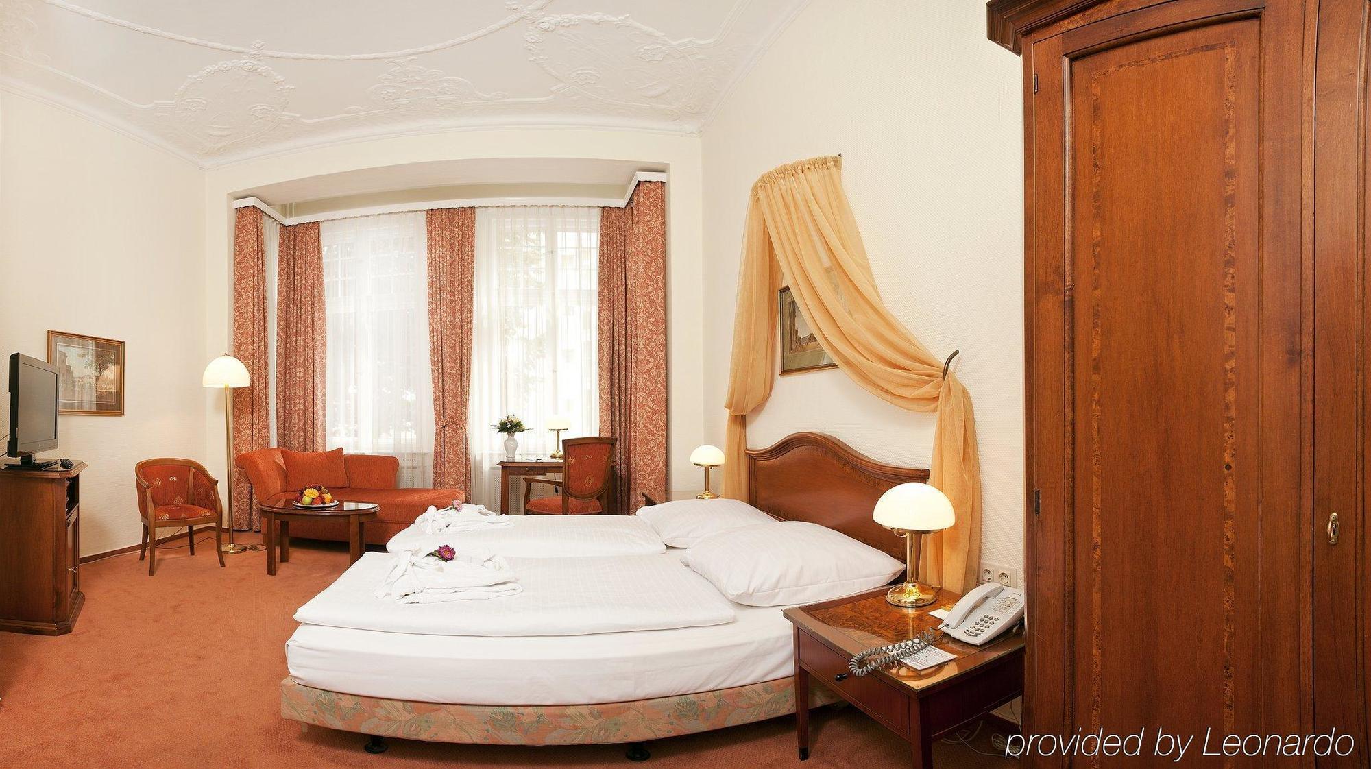 Henri Kurfürstendamm Hotel 4*